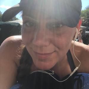 Meet your Posher, Lynsey